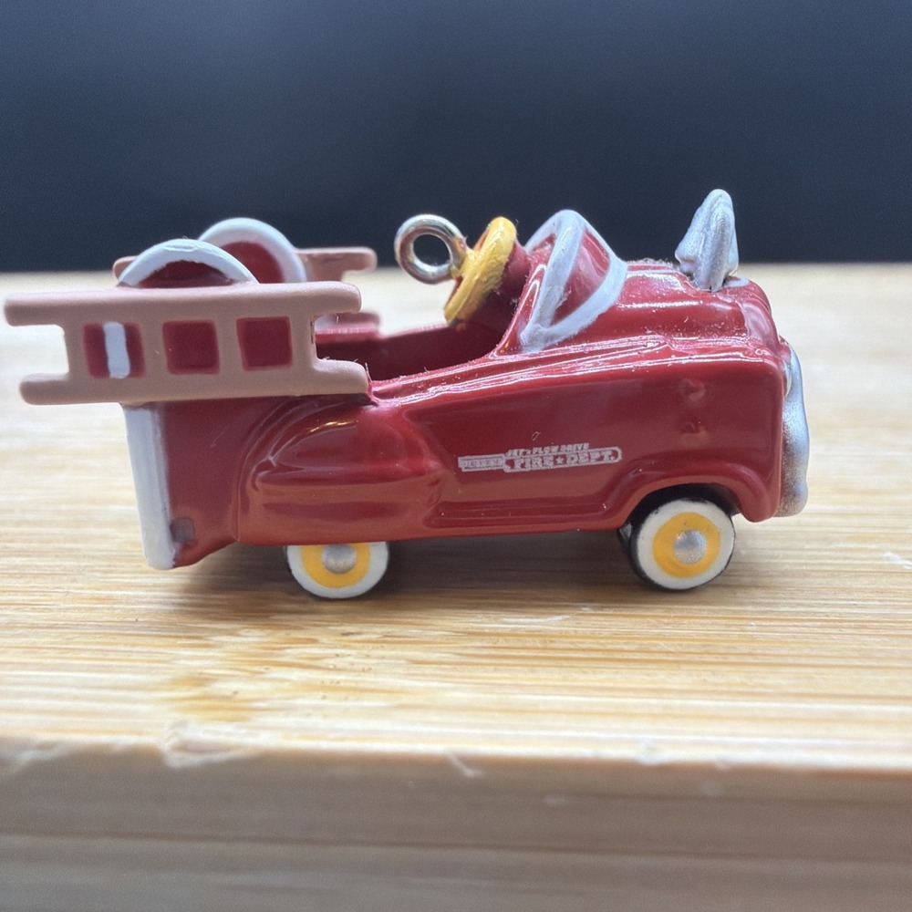 Hallmark Keepsake Ornament Miniature 1955 Murray Fire Truck Kiddie Car Classics